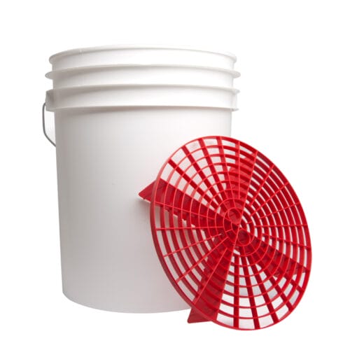 5 Gallon Wash Bucket with Grit Guard