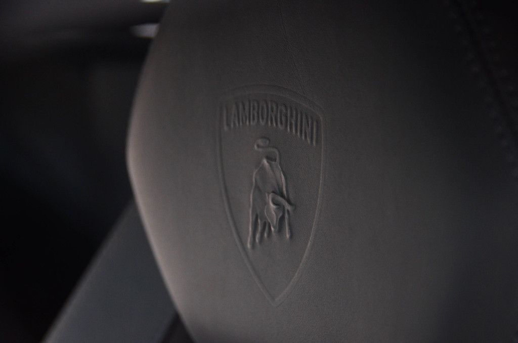 Lamborghini-Seat