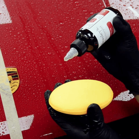 Foam applicator being primed with Formula 1201