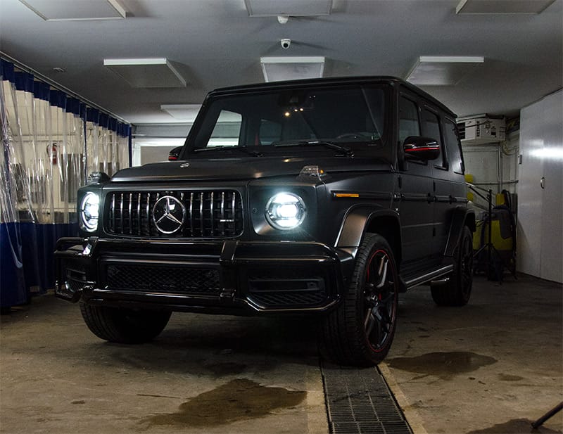 Mercedes-Benz G63 AMG designo Night Black Magno