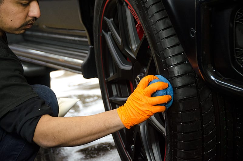 Mercedes-Benz G63 AMG designo Night Black Magno Matte Tire Conditioner