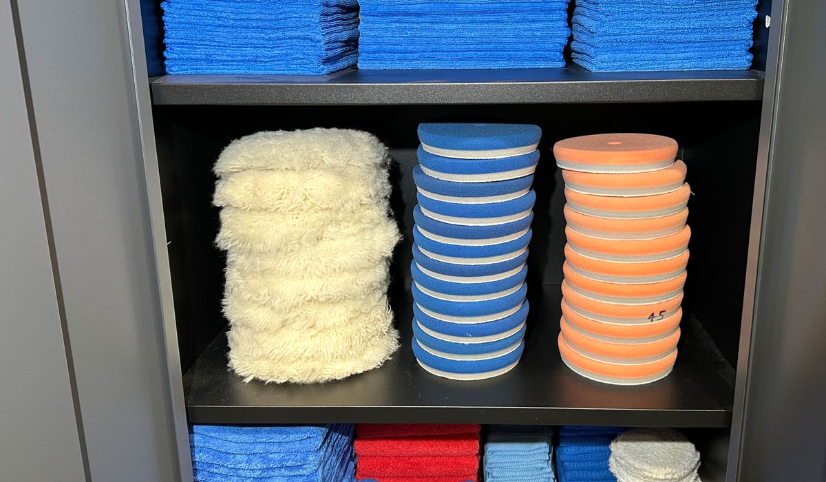 Wool pads and foam pads