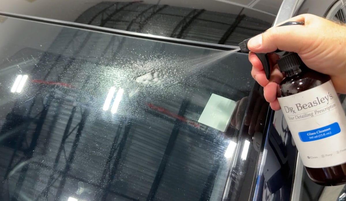 How to Clean Car Windows