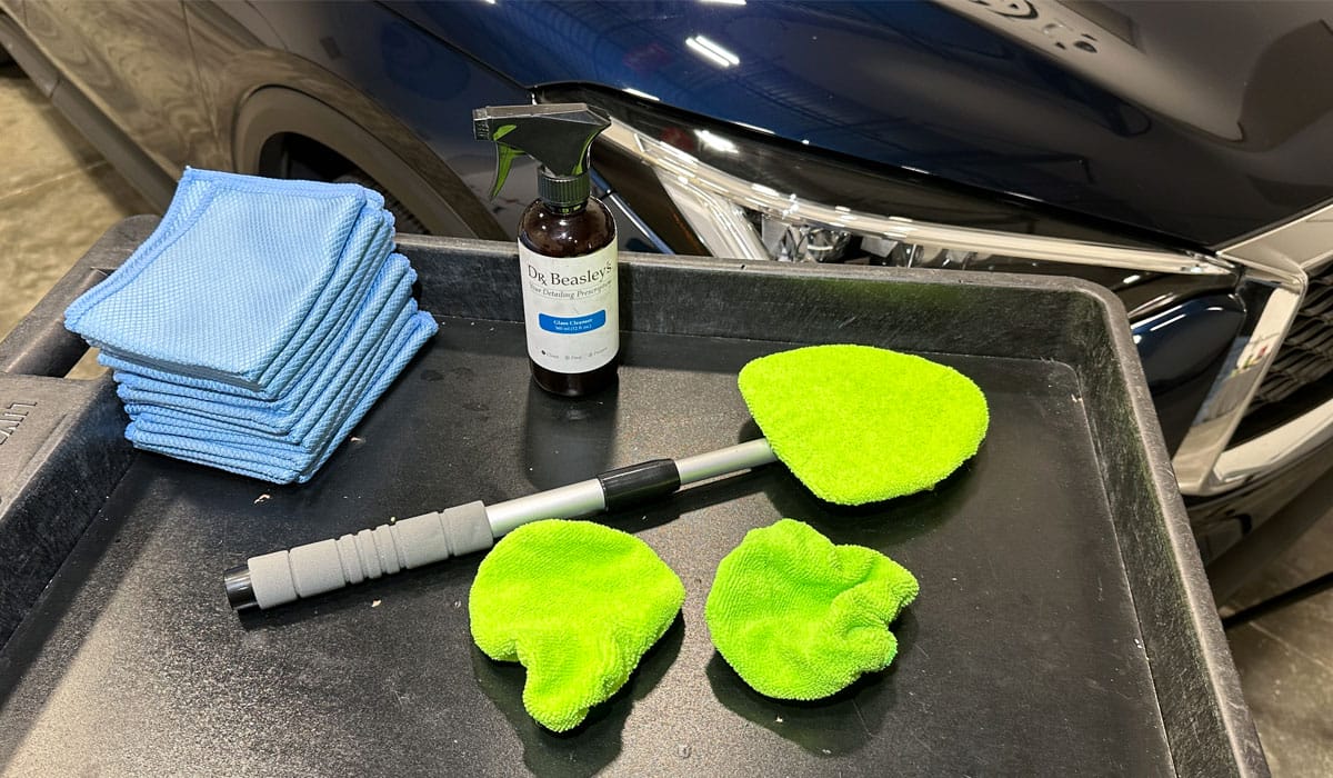 How to Clean Car Windows