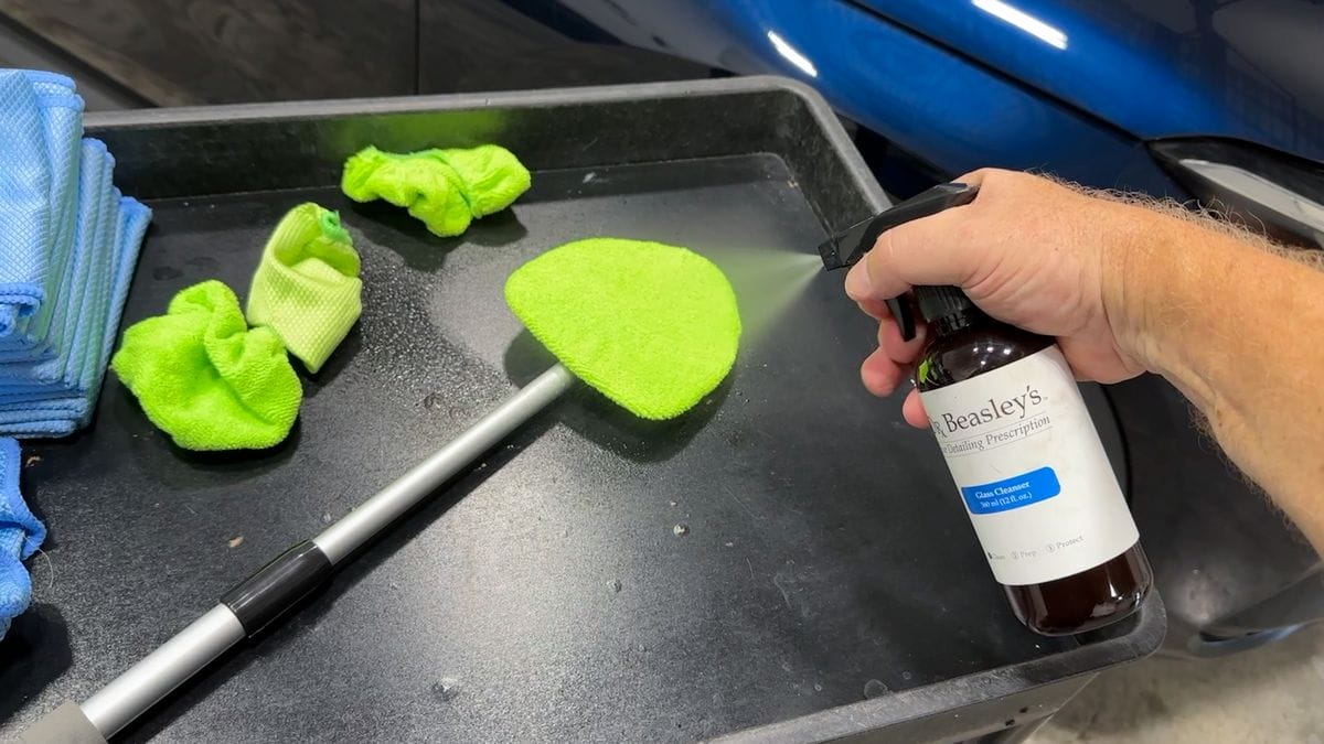 How to Clean Car Windows
