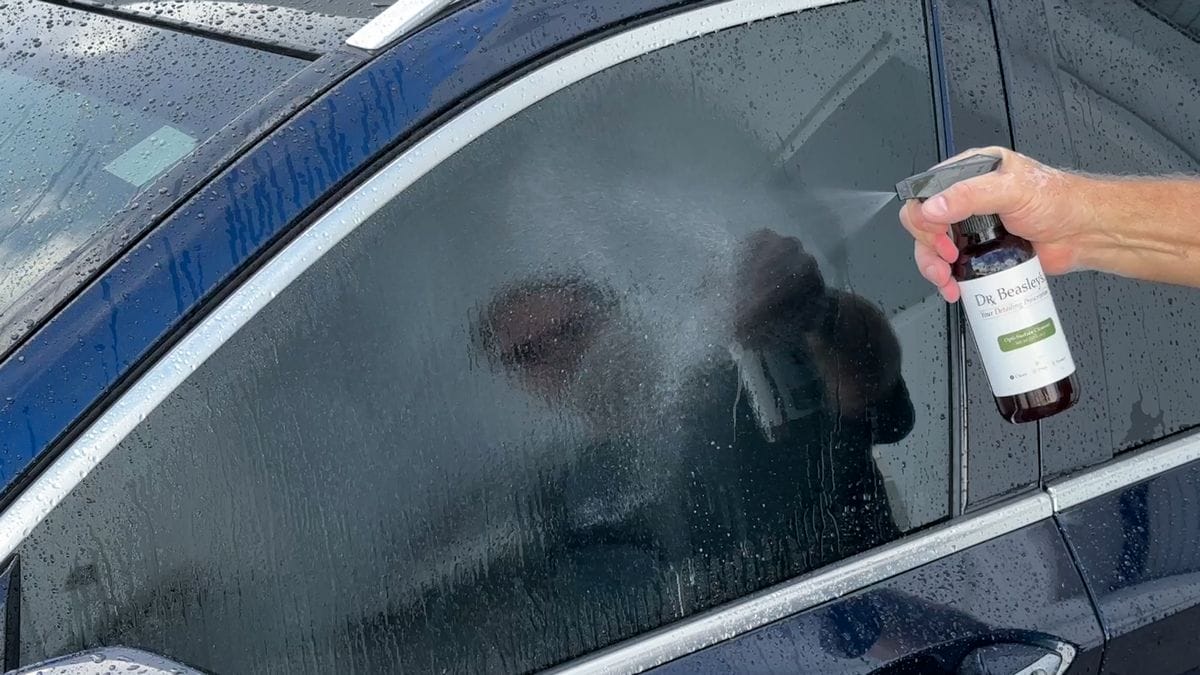 How to Clean Car Windows