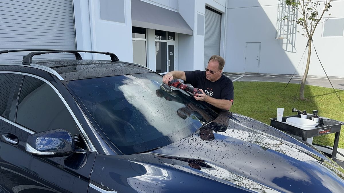 How to Clean Car Windows