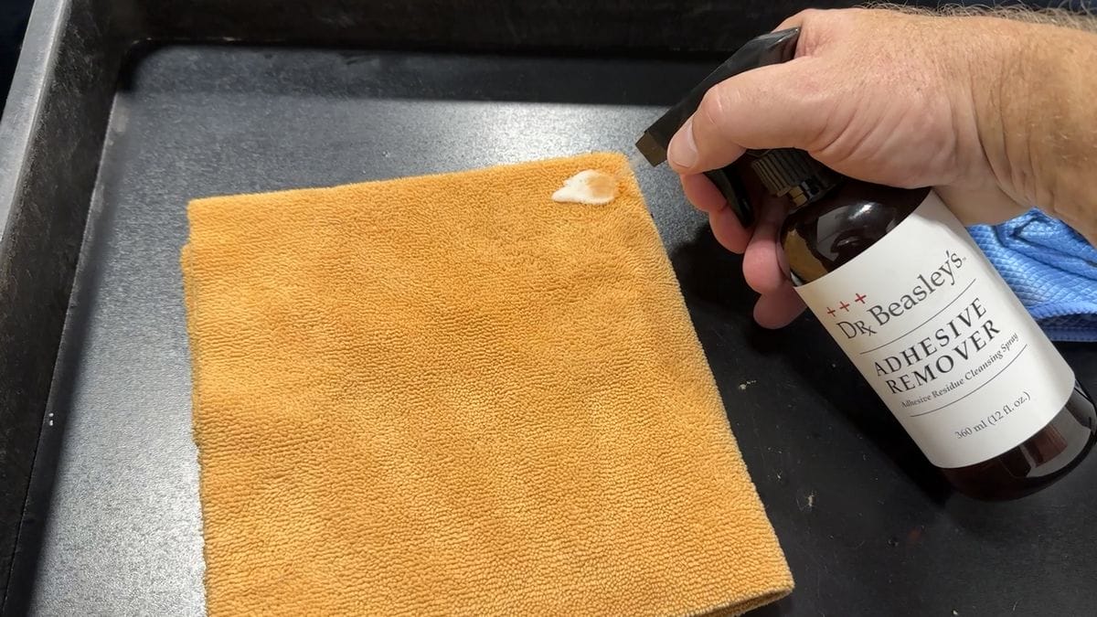 How to Clean Car Windows