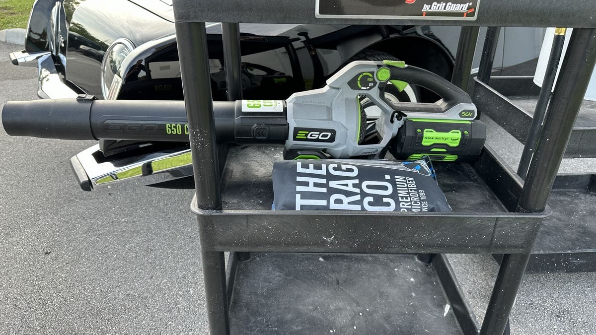 Blower for drying black car