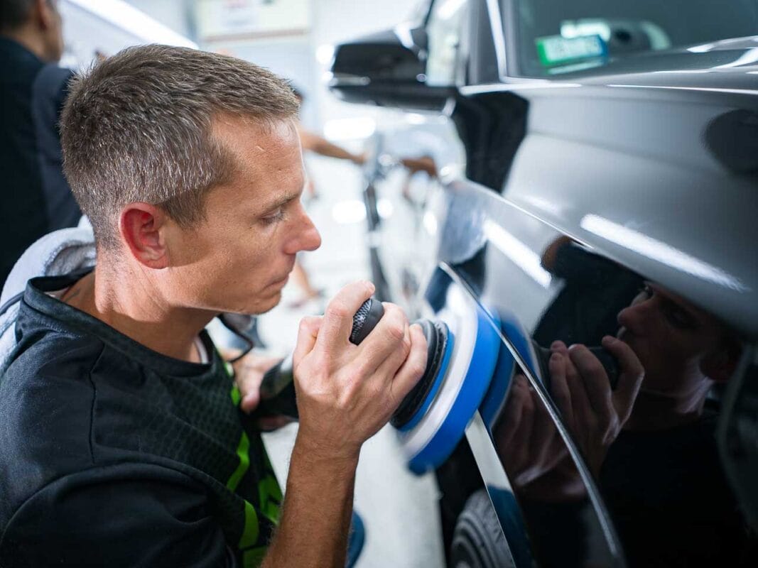 Auto detailing class in Chicago