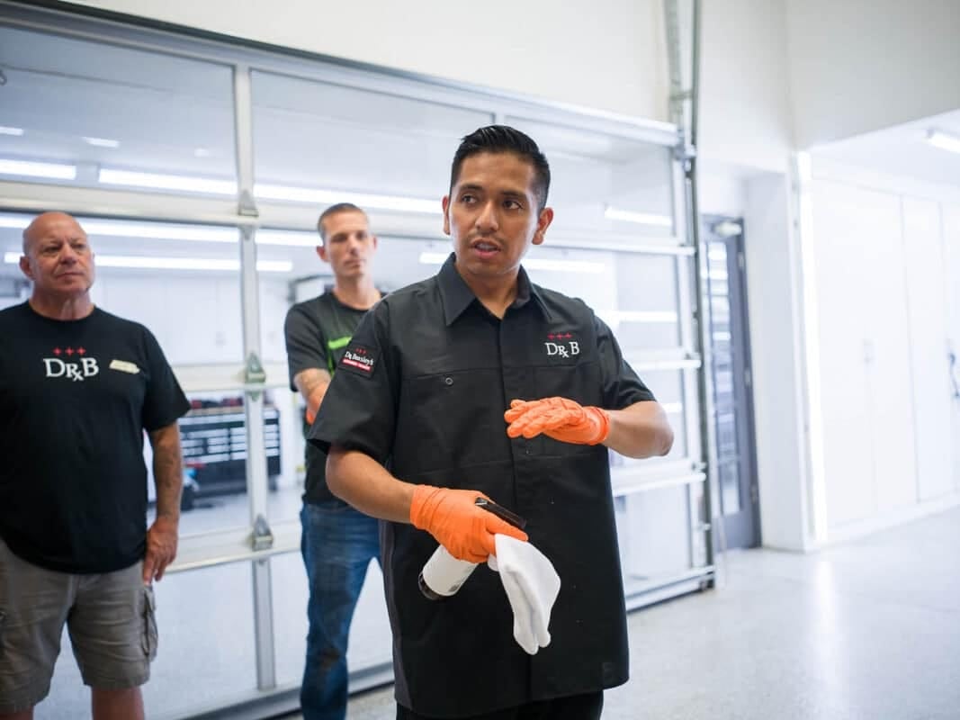 Auto detailing class in Chicago