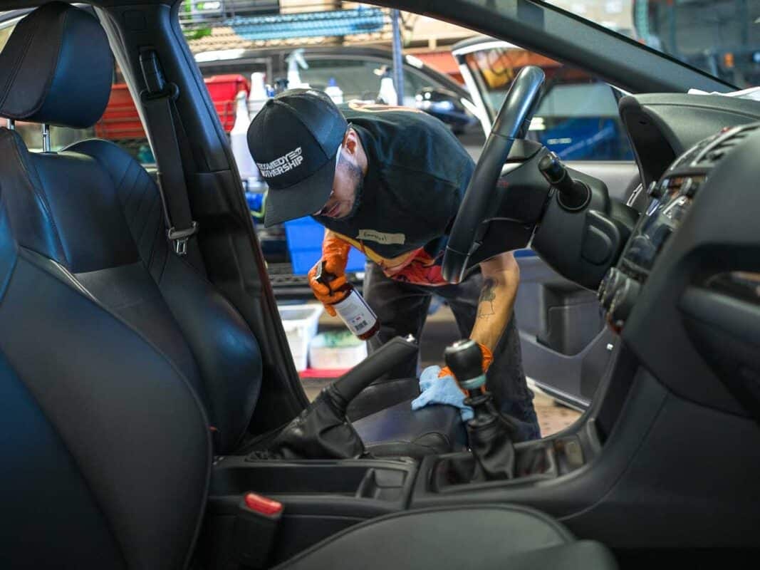 Auto detailing class in Chicago