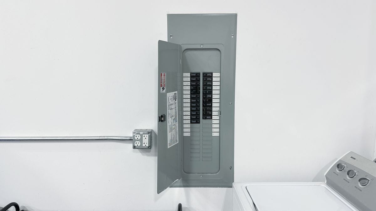 Circuit breaker for detailing garage