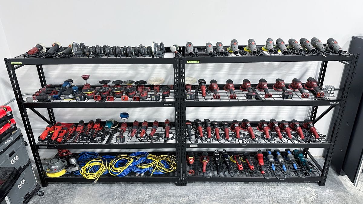 Shelving for polishing machines