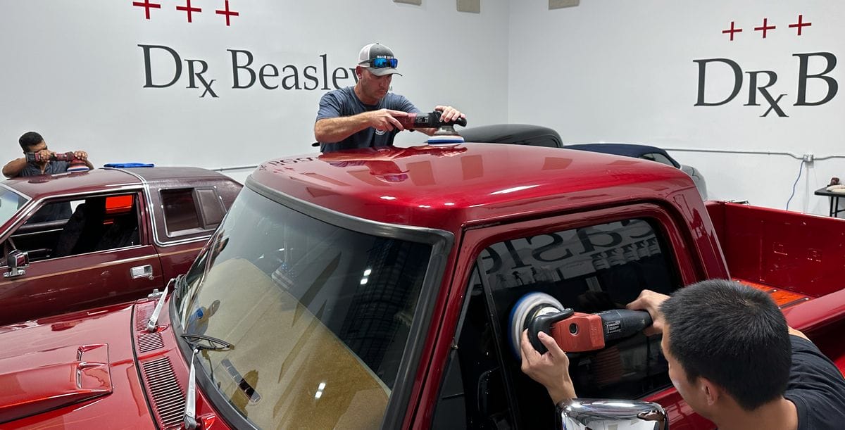 Polishing truck for detailing class