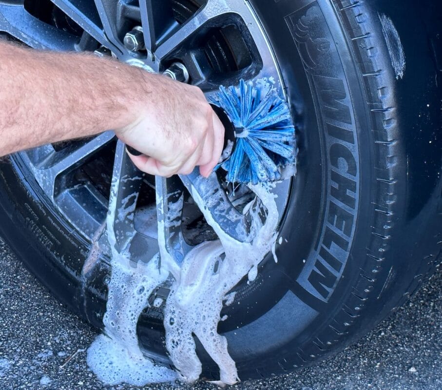 Cleaning wheels