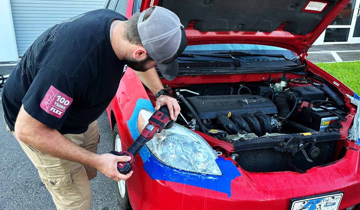 Rotary sanding headlights