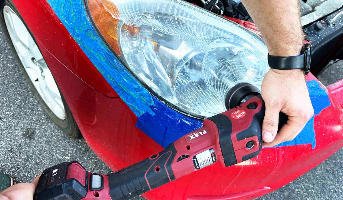 Rotary sanding headlights