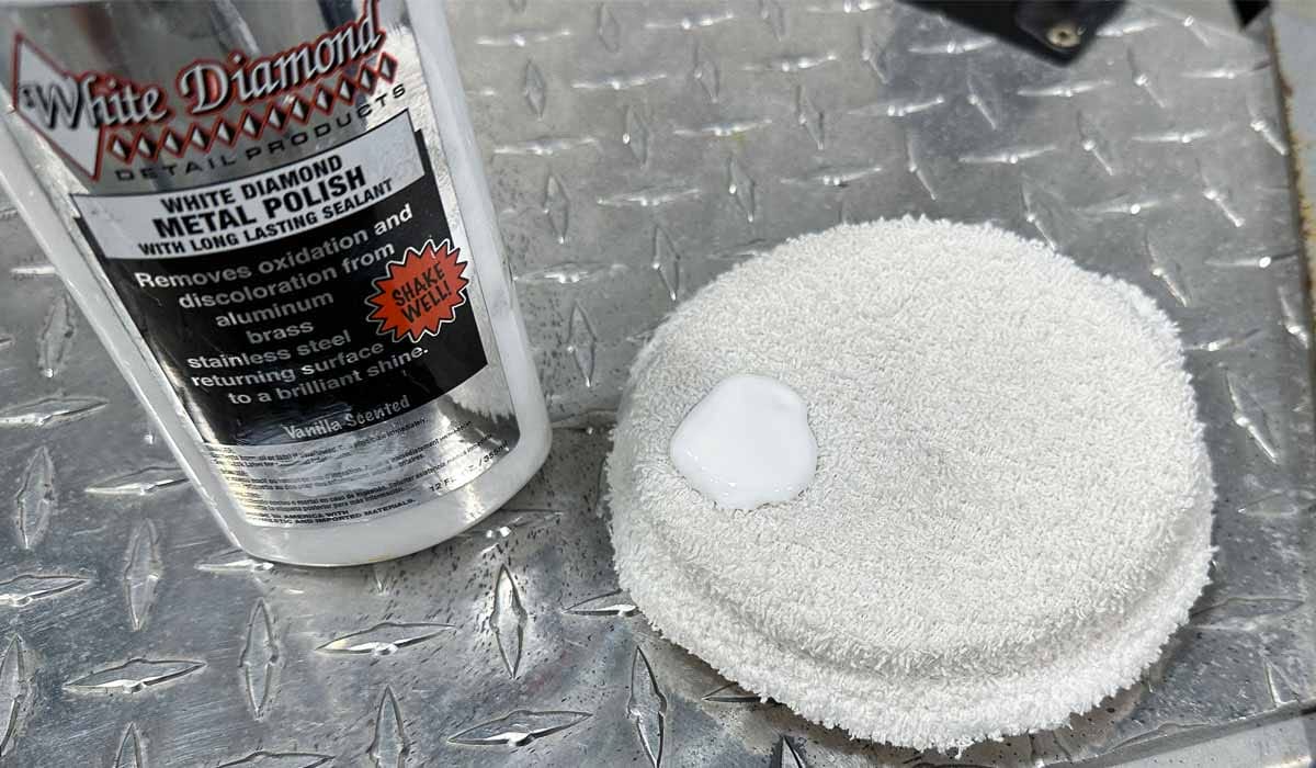 Polishing aluminum by hand