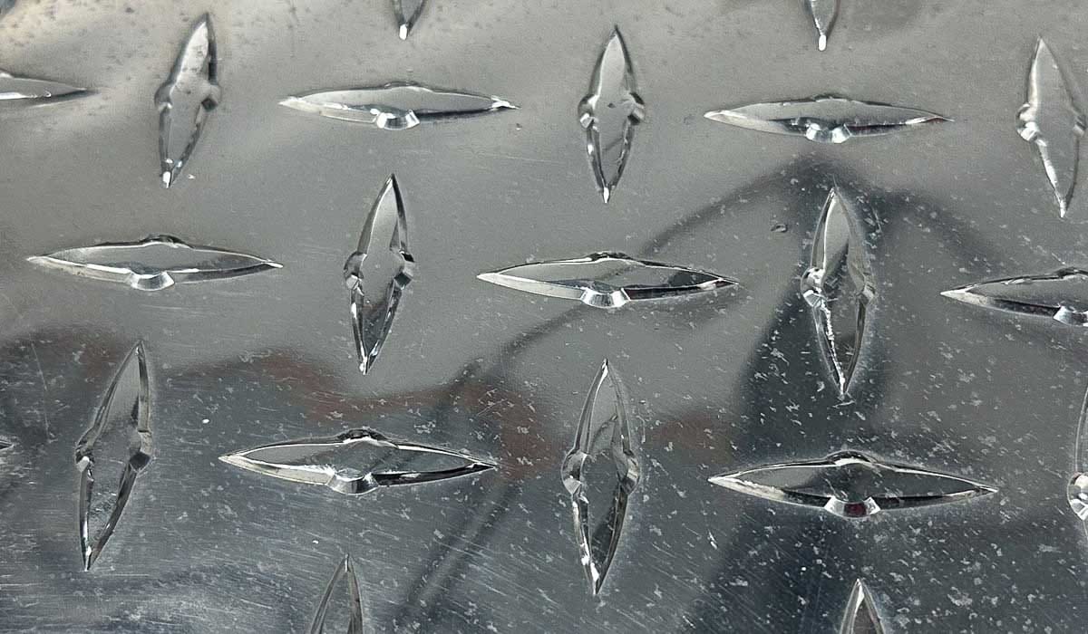 Hand polishing aluminum to a mirror finish