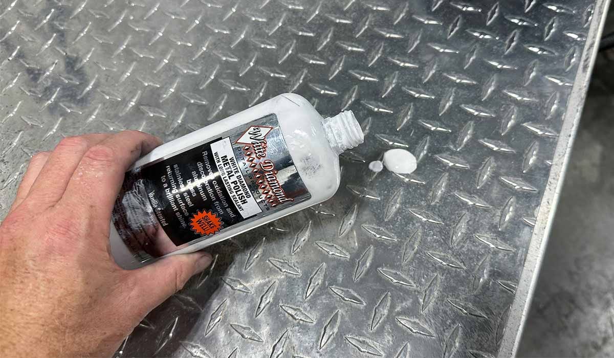 Polishing diamond plate aluminum with polishing ball