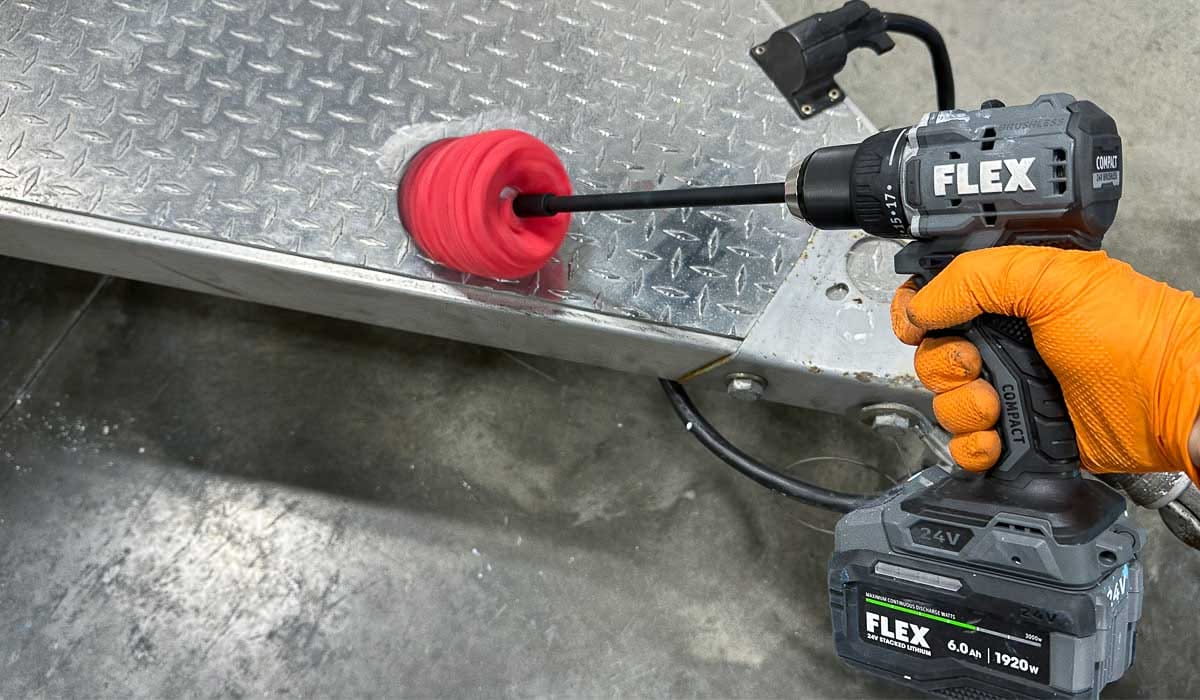 Polishing diamond plate aluminum with polishing ball