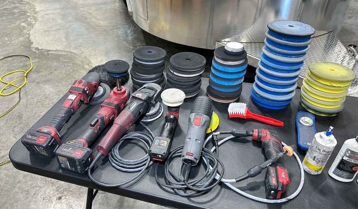Polishers used for polishing aluminum
