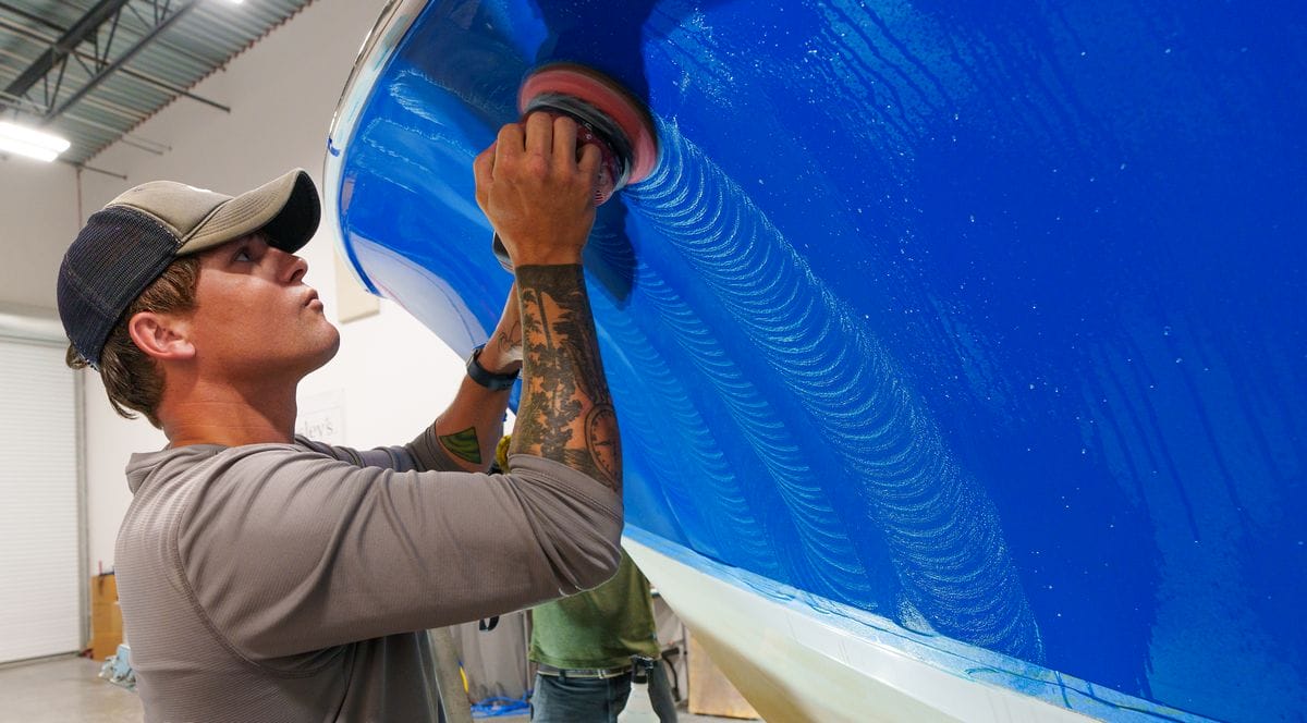 How to Remove Oxidation on Boats