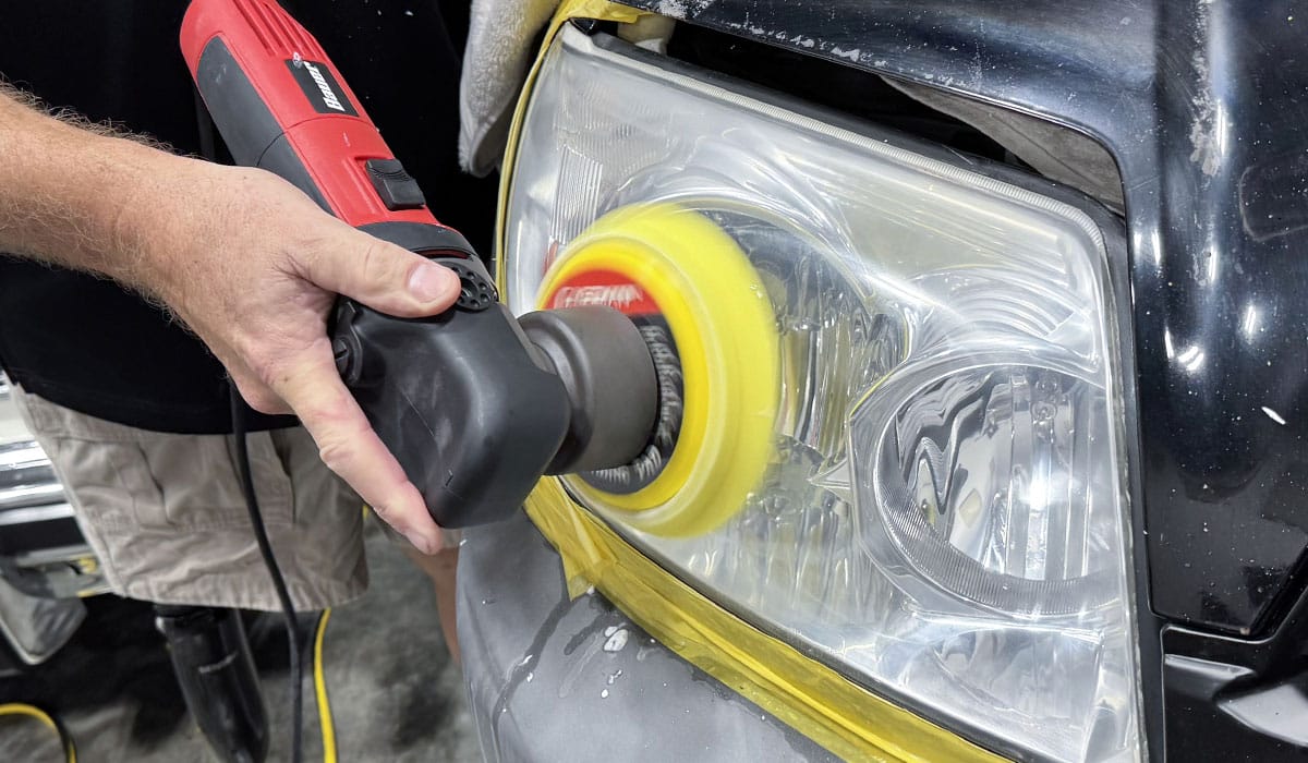 Removing sanding marks on headlight