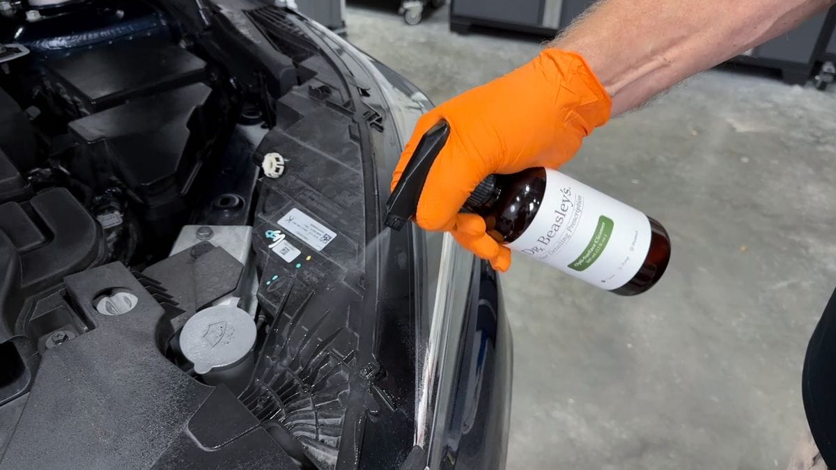 Detailing engine compartment