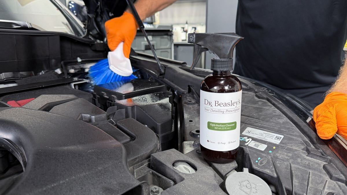 Detailing engine compartment