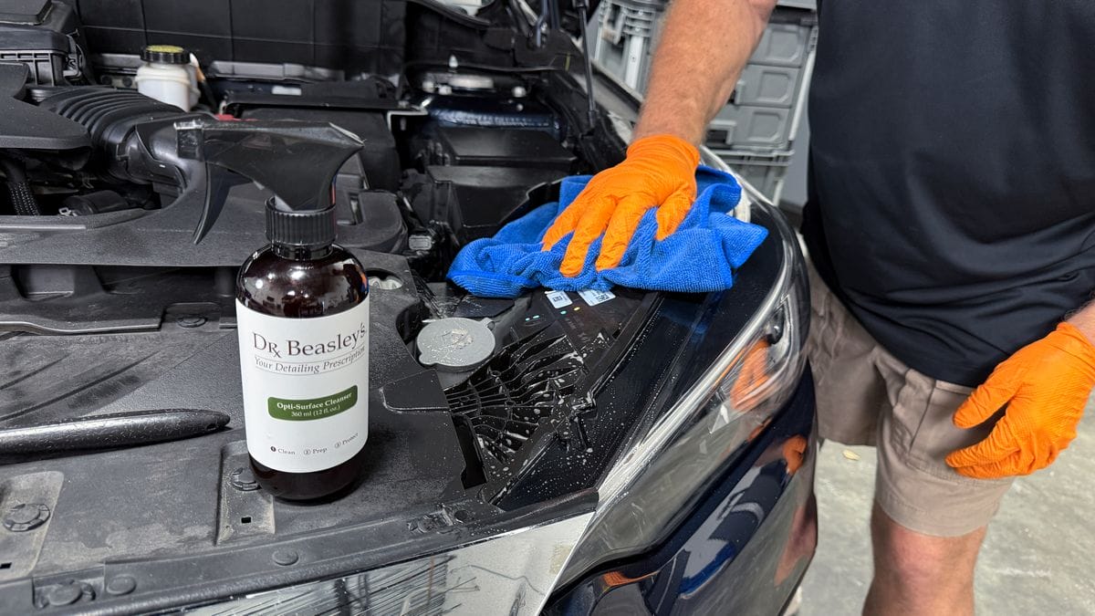 Detailing engine compartment