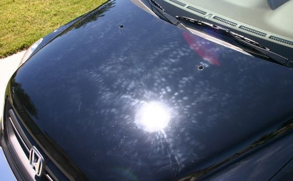 Finger marks after hand polishing