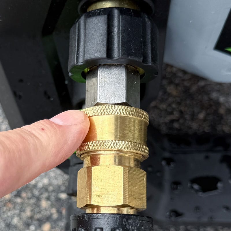 Pressure washer fitting