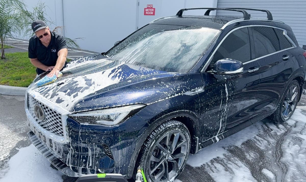 Washing car