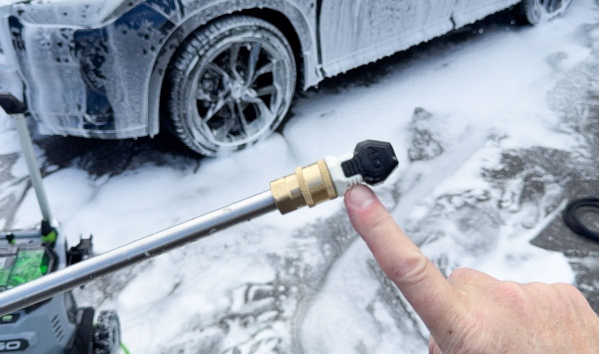 Foam cannon nozzle
