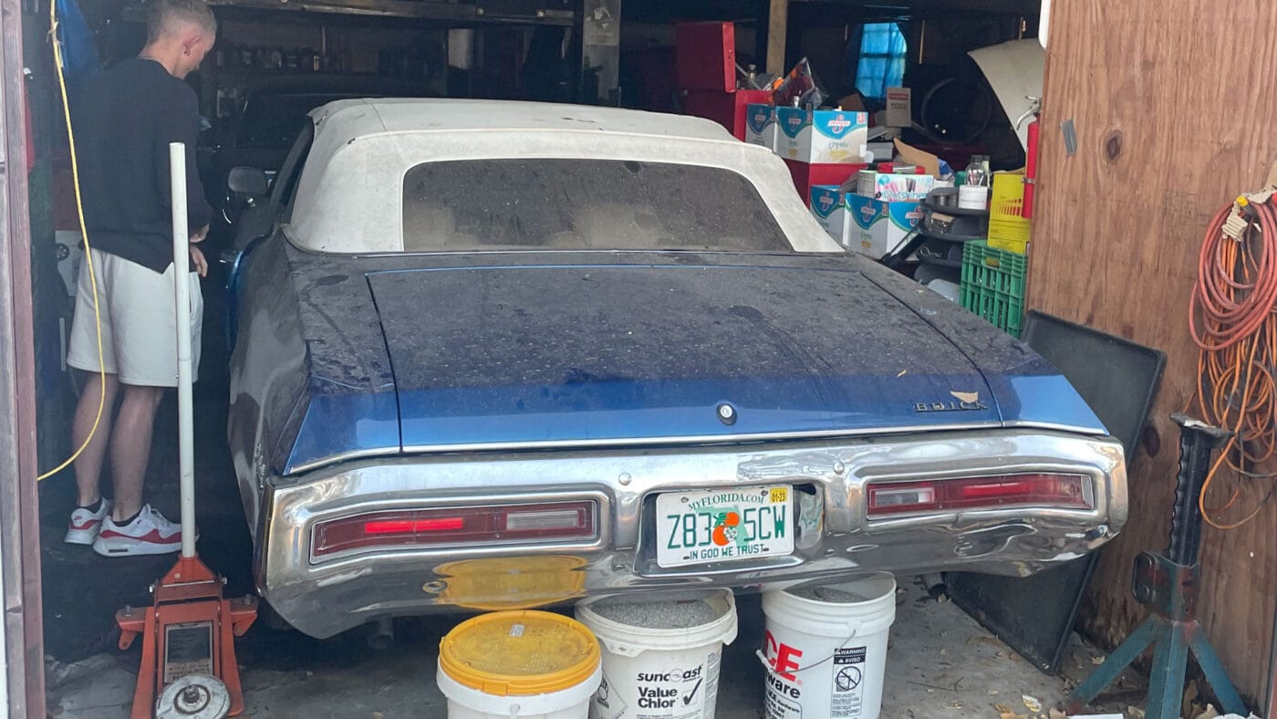1971-Barn-Find001-1400x788.jpg